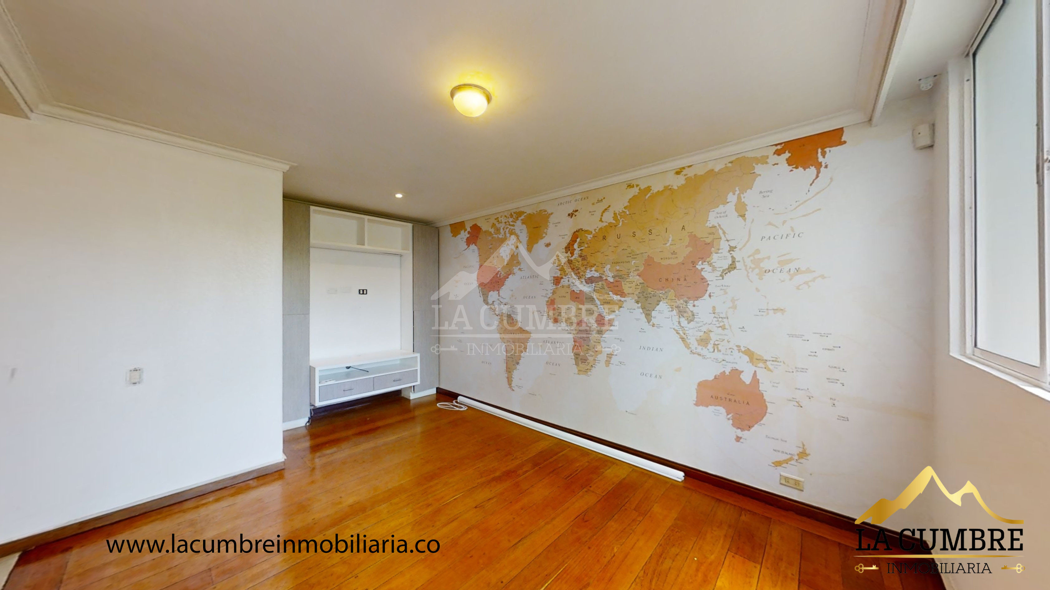 Casa de 3 alcobas en venta en San Lucas, Medellín, 289 m² · foto 7 de 17