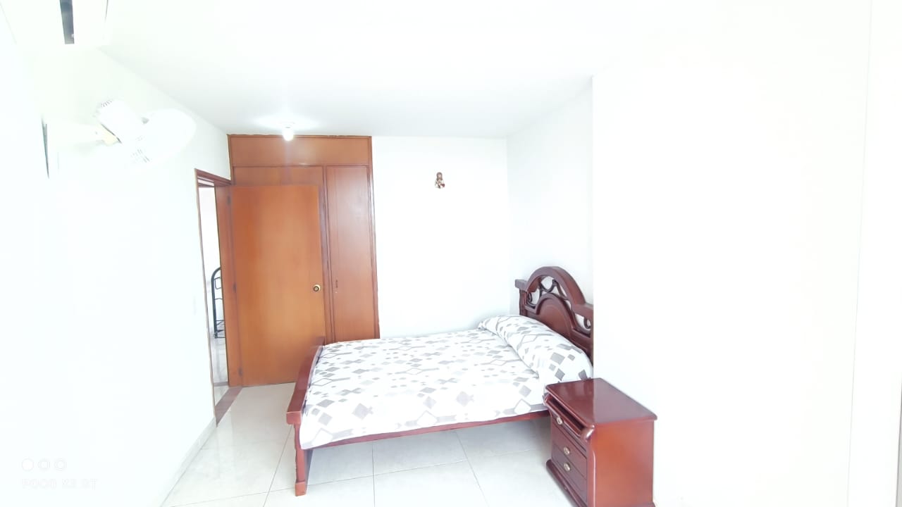 Apartamento de 4 alcobas en venta en Blanco, Girardot, 140 m² · foto 12 de 20
