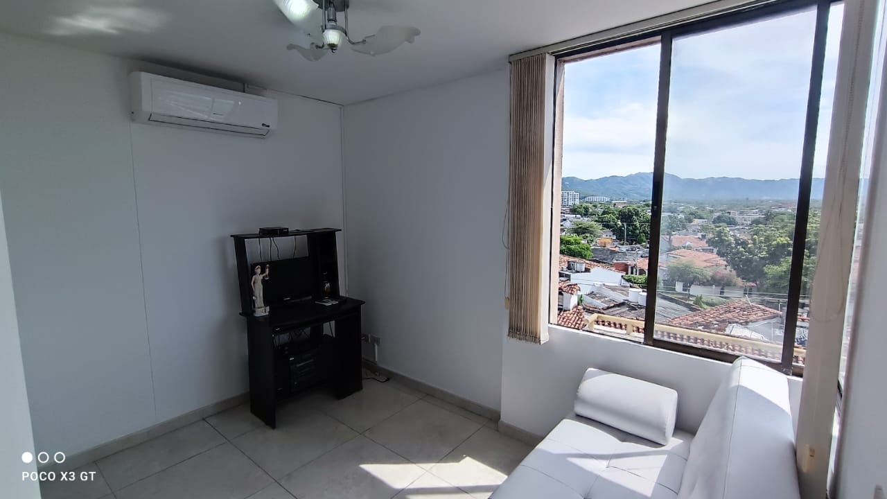 Apartamento de 4 alcobas en venta en Blanco, Girardot, 140 m² · foto 13 de 20