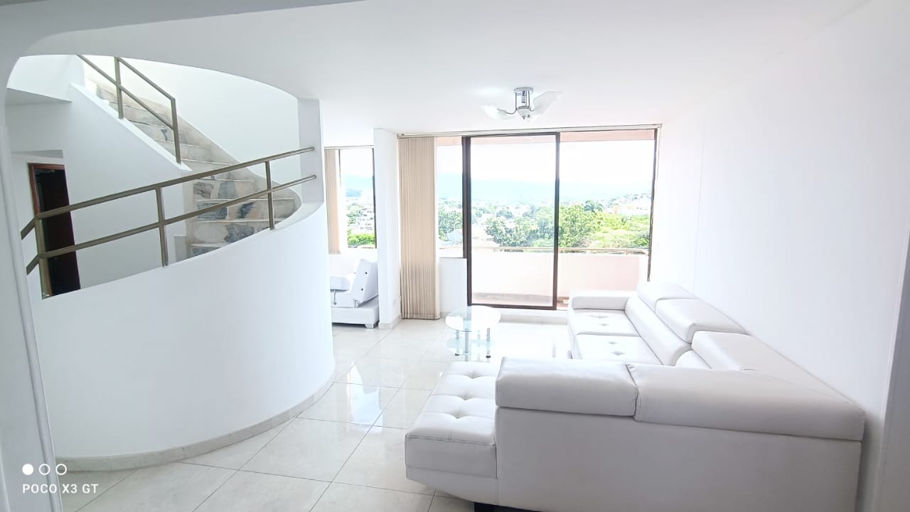 Apartamento de 4 alcobas en venta en Blanco, Girardot, 140 m² · foto 15 de 20