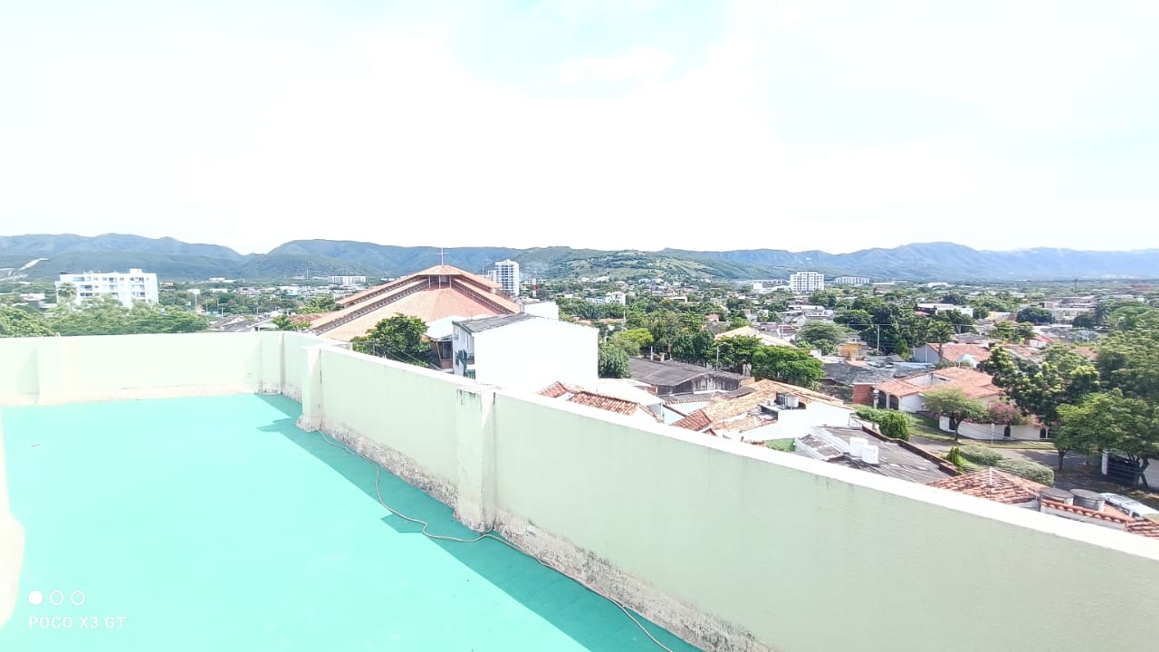 Apartamento de 4 alcobas en venta en Blanco, Girardot, 140 m² · foto 2 de 20