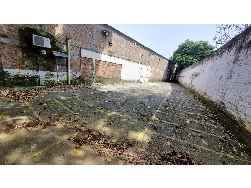 Bodega en arriendo en Melendez, Cali, 2400 m² · foto 15 de 24