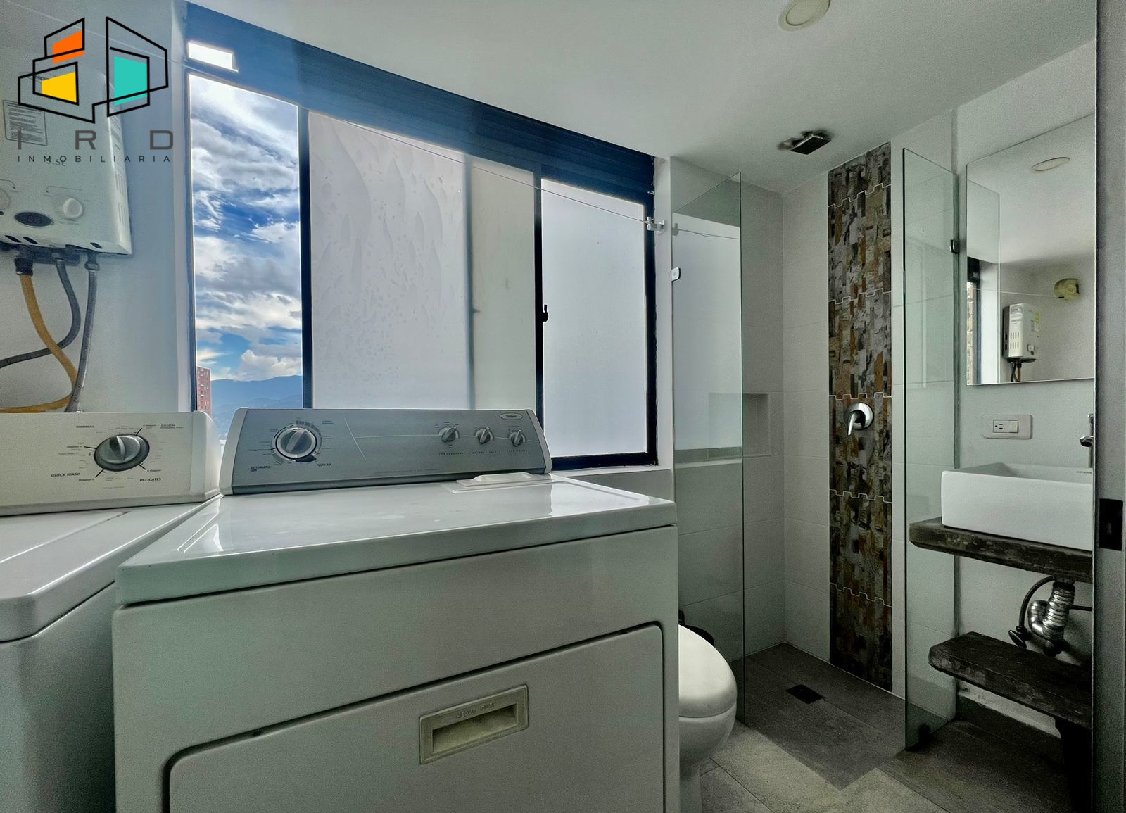 Apartamento de 2 alcobas en arriendo en San Diego, Medellín, 68 m² · foto 9 de 18