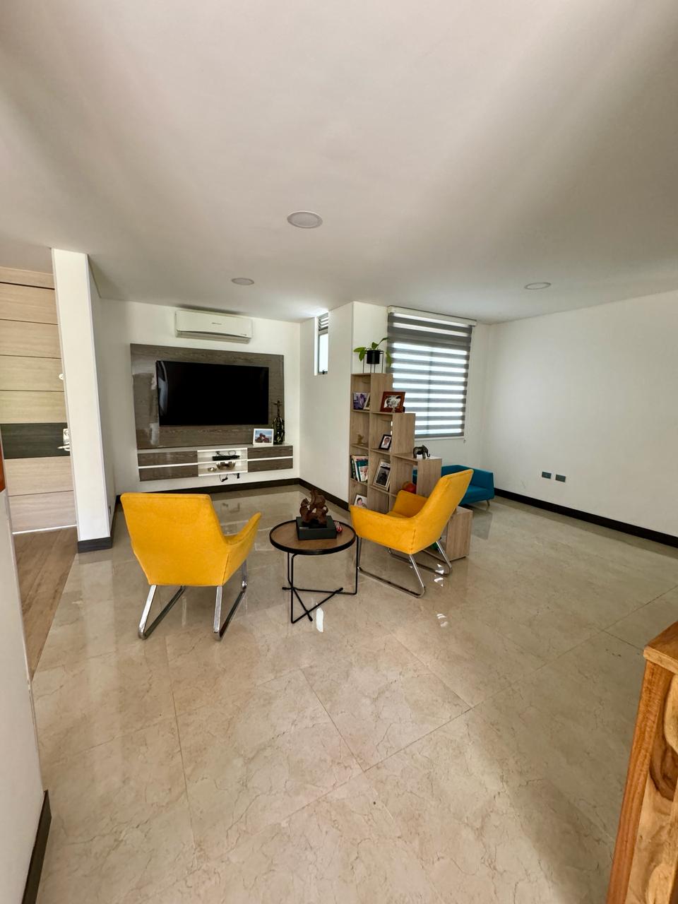 Apartamento de 3 alcobas en venta en Pance, Cali, 200 m² · foto 3 de 12