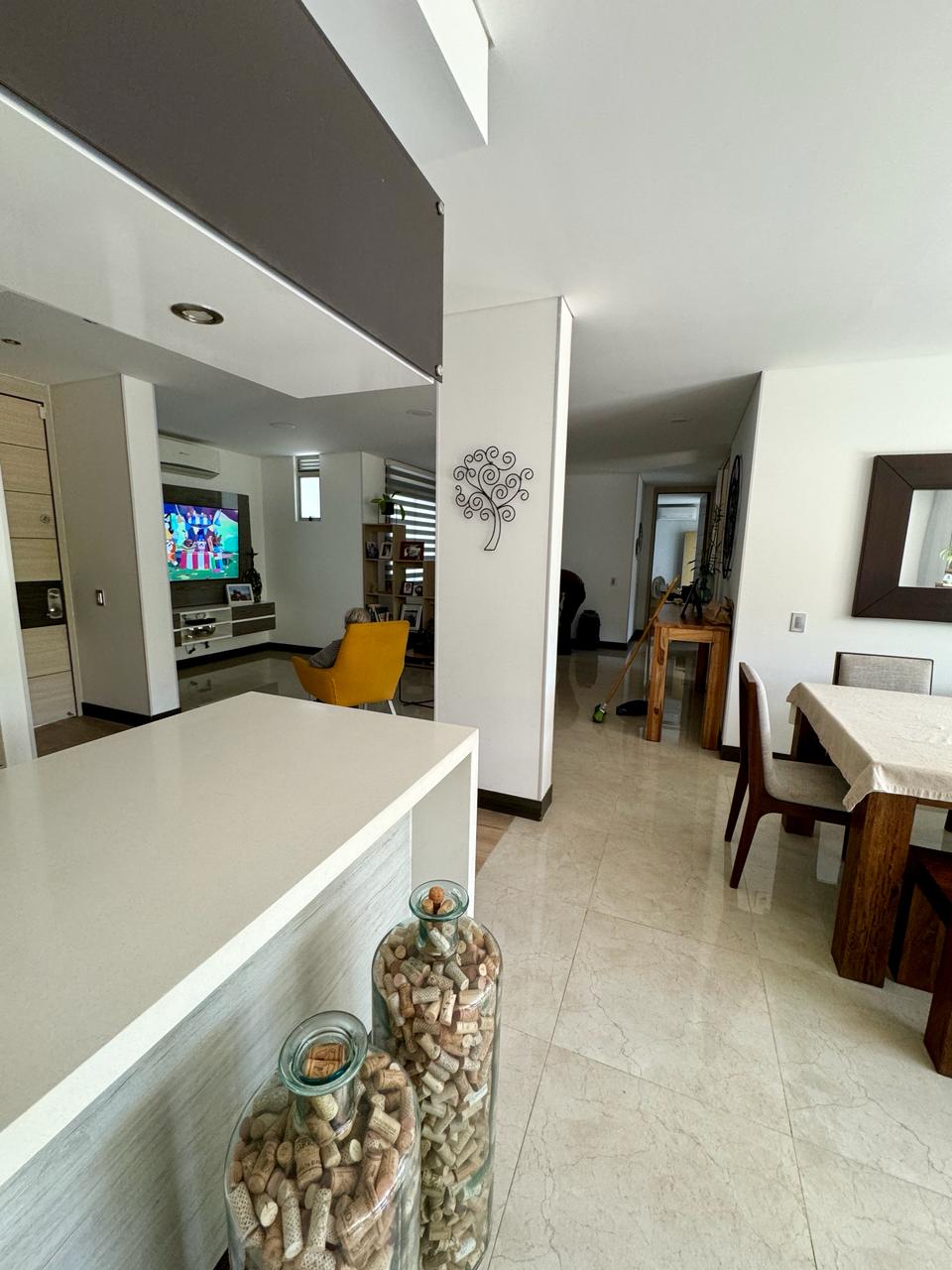 Apartamento de 3 alcobas en venta en Pance, Cali, 200 m² · foto 4 de 12