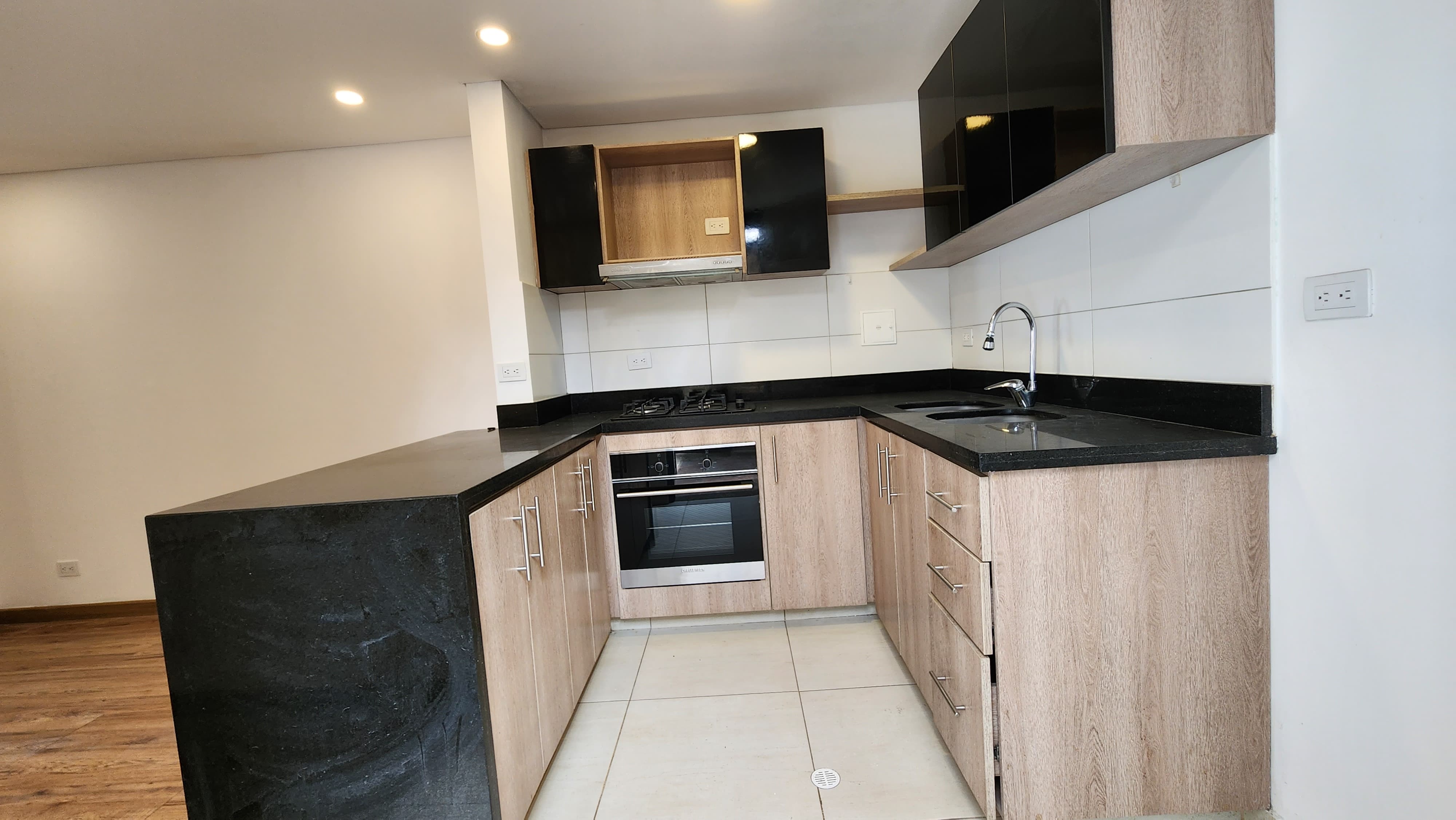 Casa de 3 alcobas en venta en Cr Reserva Campestre, Mosquera, 118 m² · foto 9 de 18