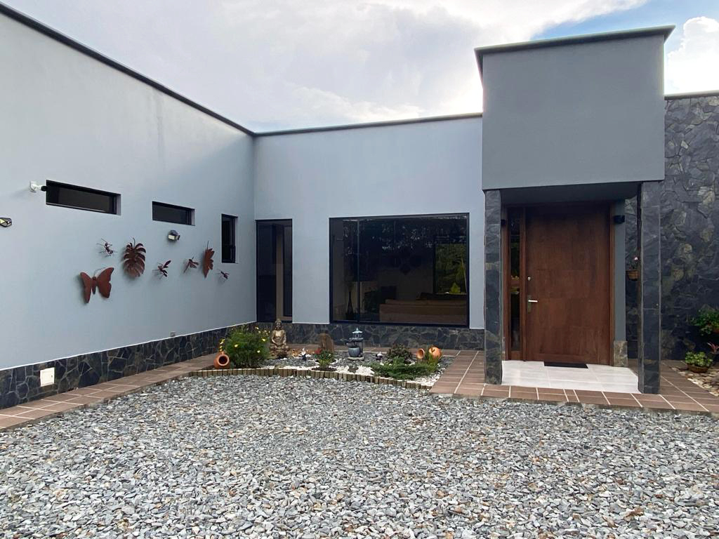 Casa de 3 alcobas en venta en La Ceja, 330 m² · foto 5 de 11