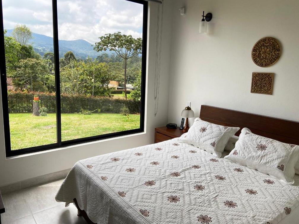 Casa de 3 alcobas en venta en La Ceja, 330 m² · foto 7 de 11