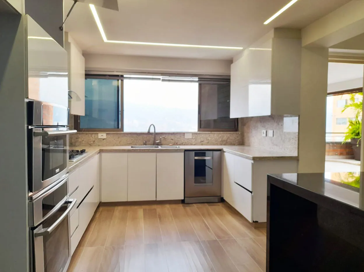 Apartamento en arriendo en El Poblado, Medellín · foto 4 de 20