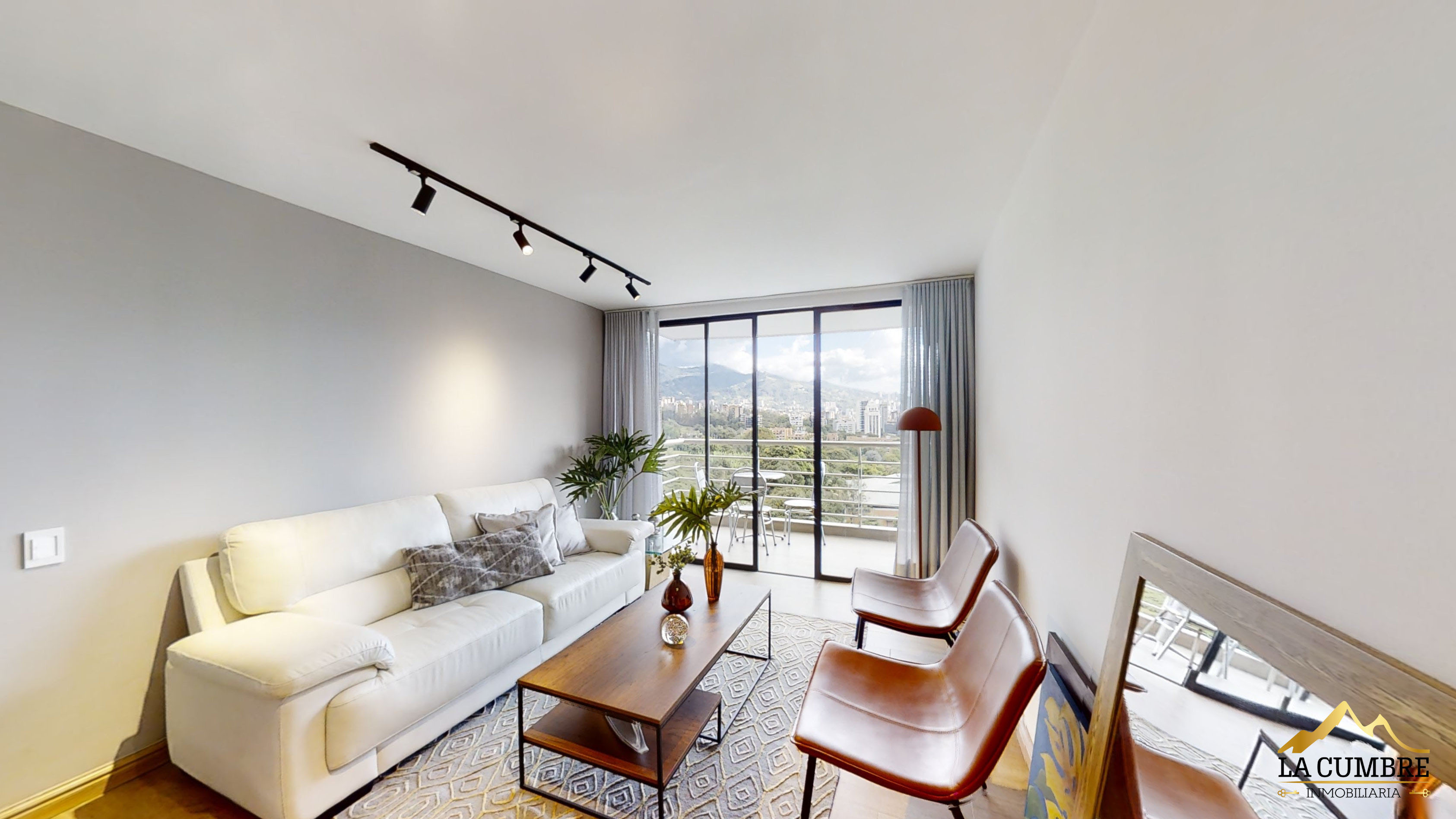 Apartamento en arriendo en Los Balsos No.2, Medellín · foto 5 de 8