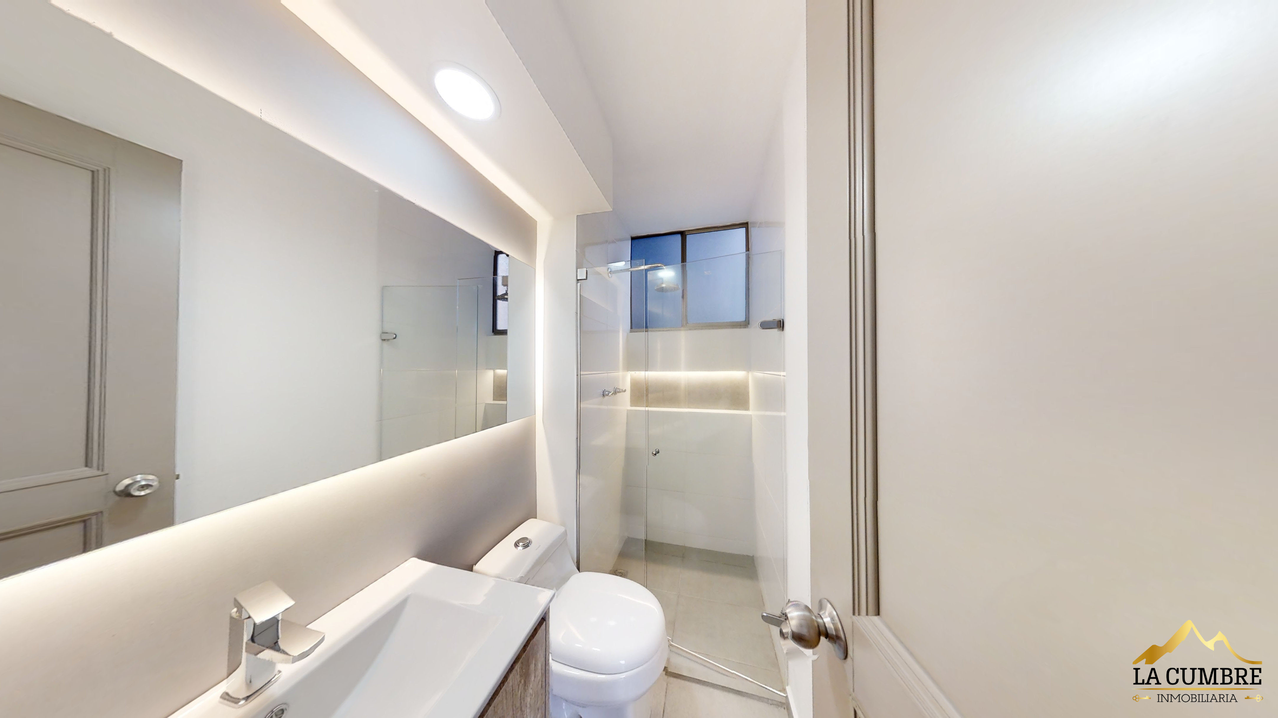 Apartamento en arriendo en Los Balsos No.2, Medellín · foto 8 de 8