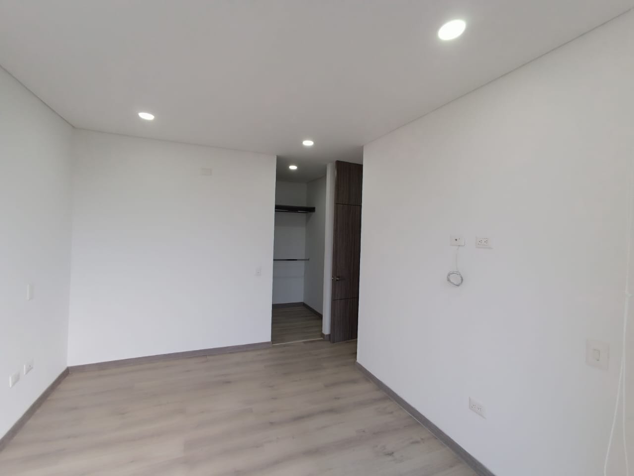 Apartamento de 3 alcobas en venta en Ub. Entre Rios Et. Ii, Ibagué, 100 m² · foto 19 de 24