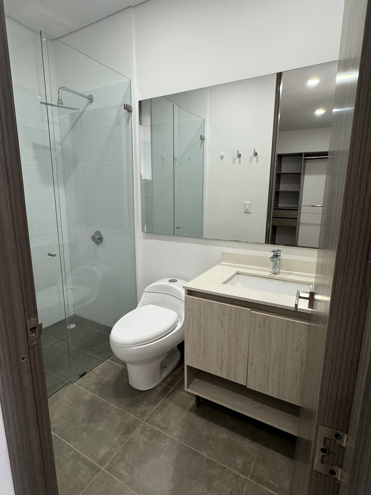Apartamento de 3 alcobas en venta en Ub. Entre Rios Et. Ii, Ibagué, 100 m² · foto 23 de 24