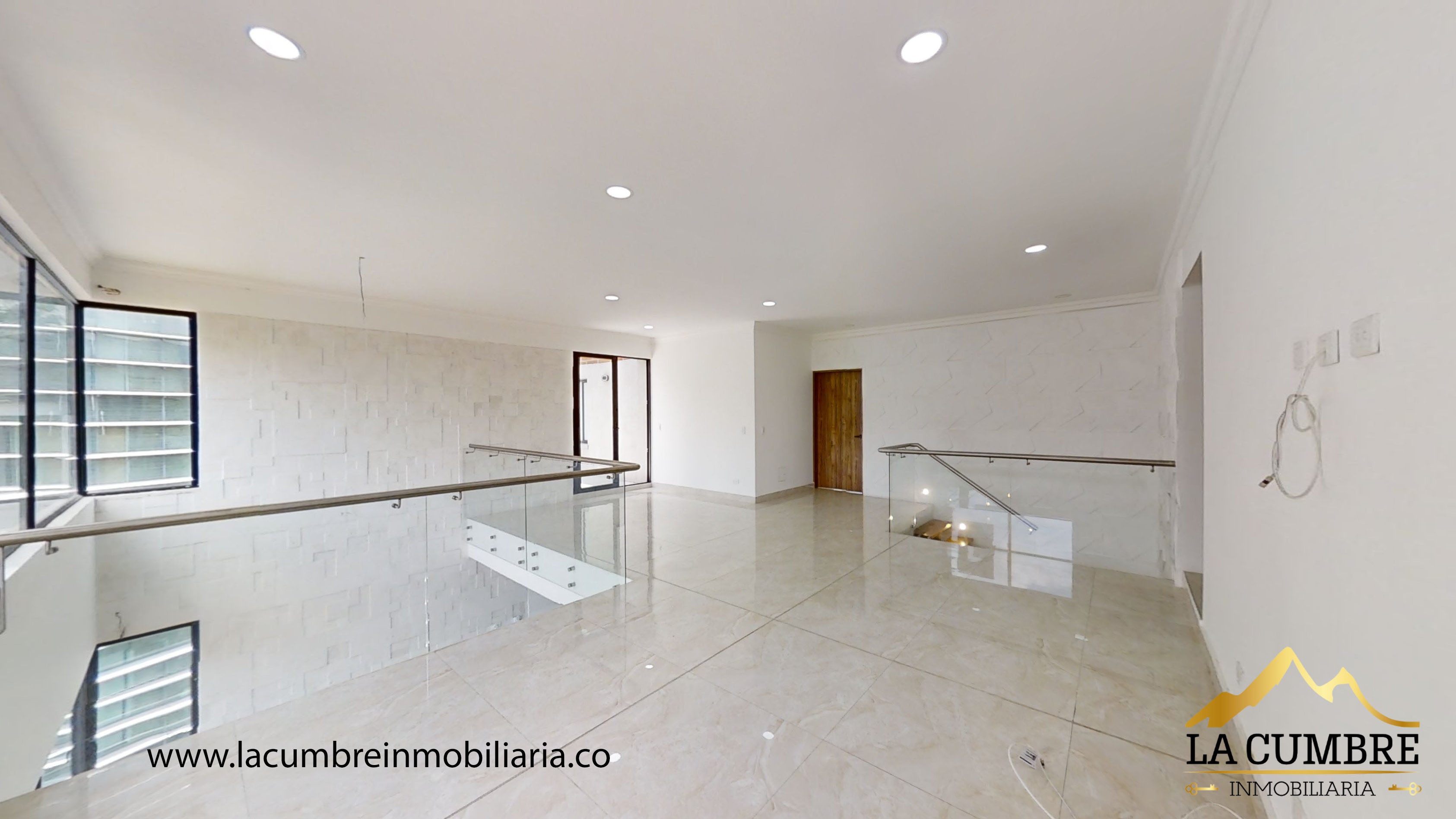 Apartamento en venta en El Poblado, Medellín · foto 3 de 19