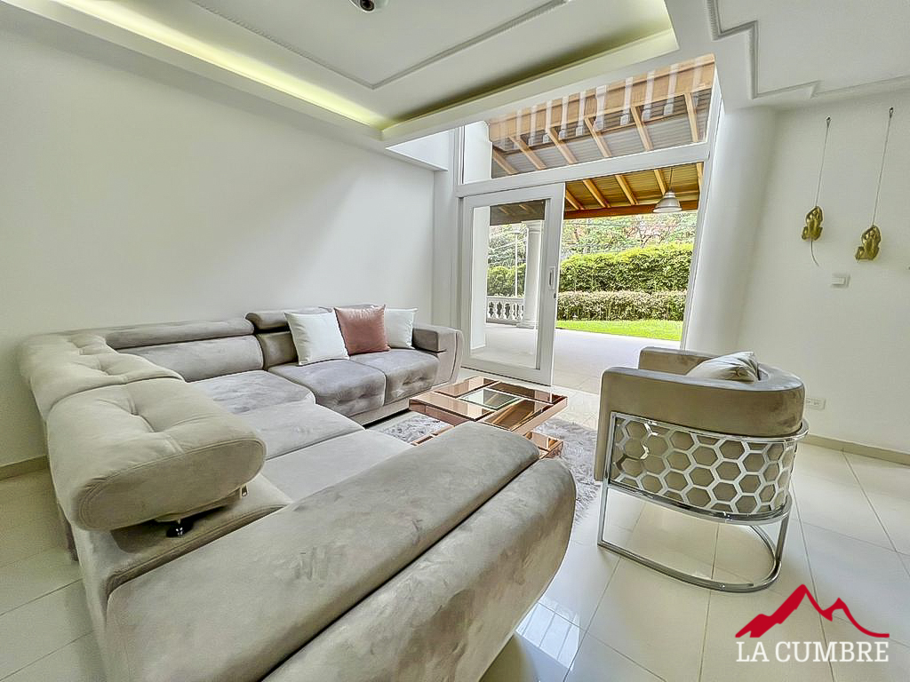 Casa en arriendo en El tesoro, Medellín