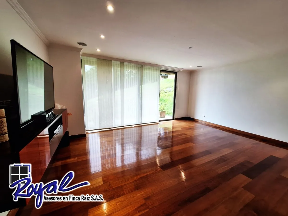 Casa de 5 alcobas en venta en Yerbabuena, Chía, 600 m² · foto 11 de 24