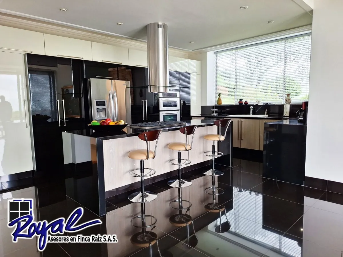 Casa de 5 alcobas en venta en Yerbabuena, Chía, 600 m² · foto 10 de 24