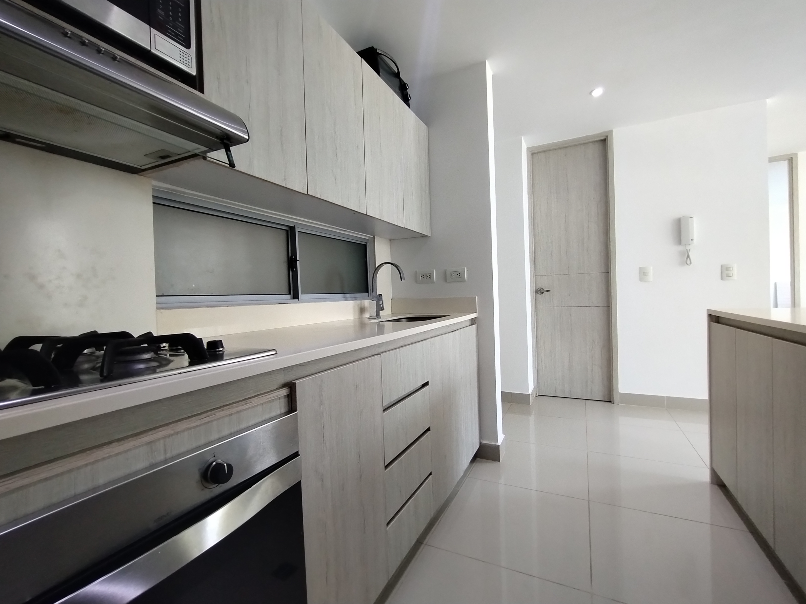 Apartamento de 2 alcobas en arriendo en Ub. Altos De Parque, Barranquilla, 87 m² · foto 13 de 16