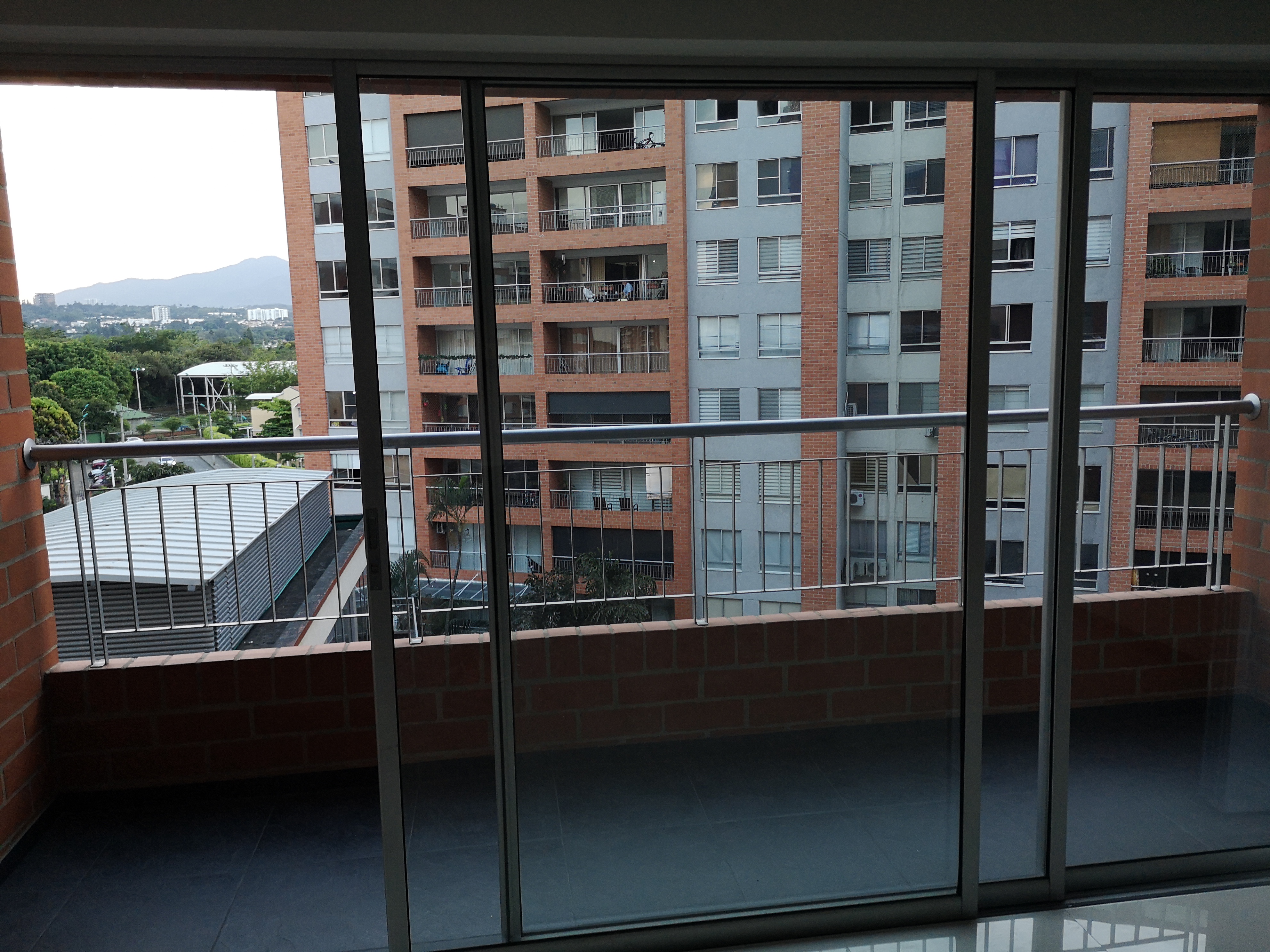 Apartamento de 3 alcobas en venta en Ciudad Jardin, Cali, 91 m² · foto 11 de 12