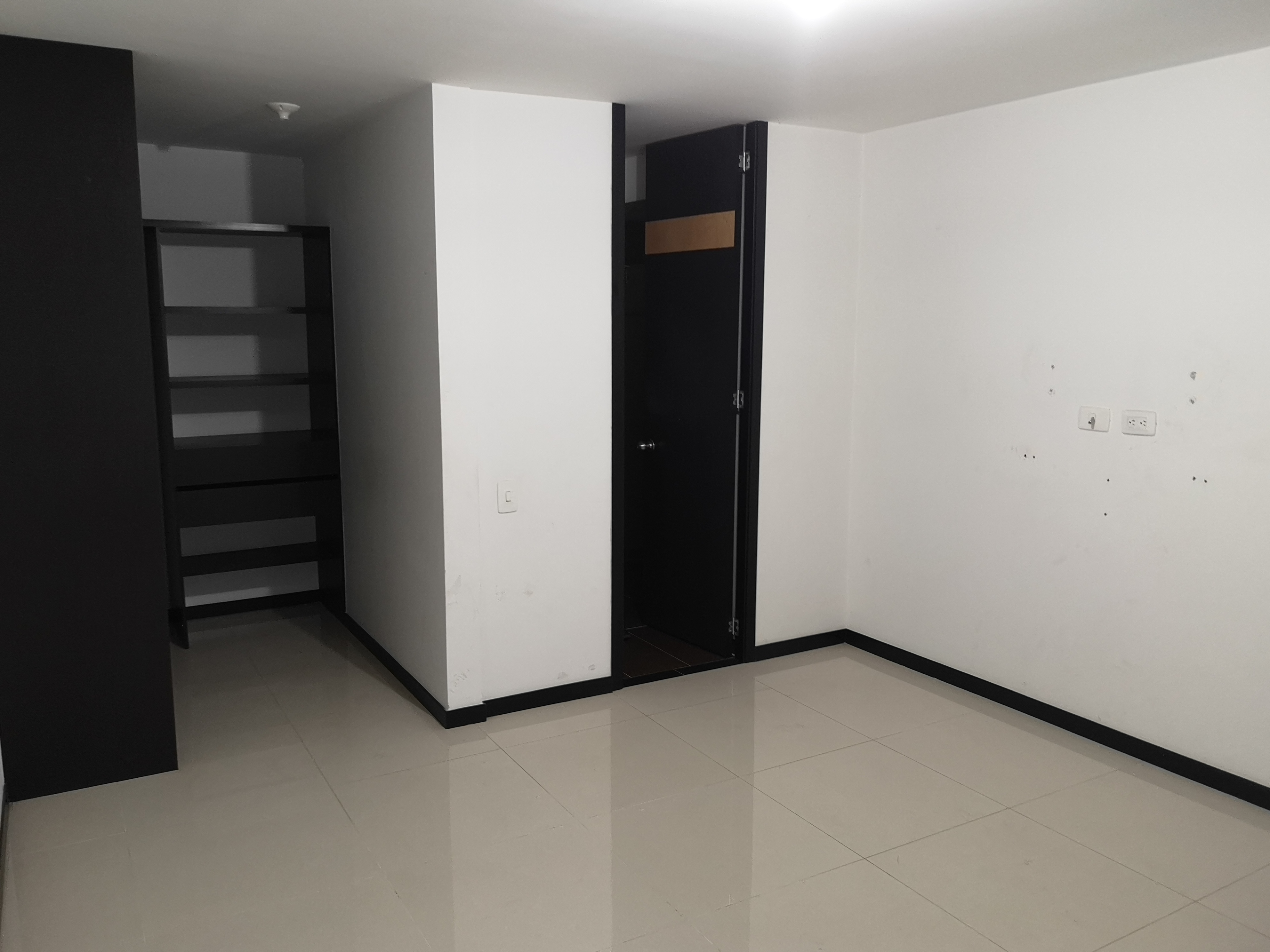 Apartamento de 3 alcobas en venta en Ciudad Jardin, Cali, 91 m² · foto 8 de 12