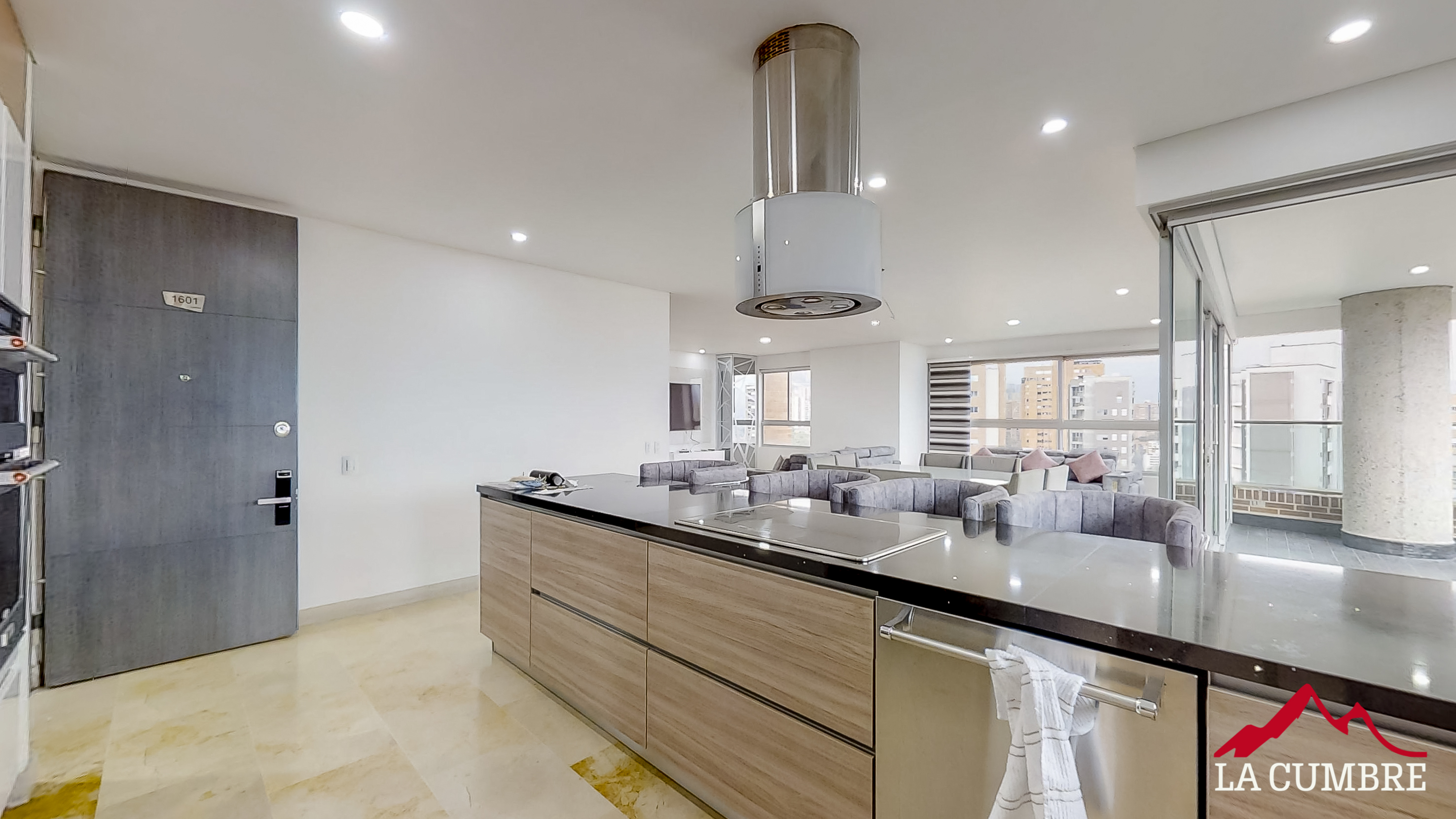 Apartamento en arriendo en Castropol, Medellín · foto 5 de 12