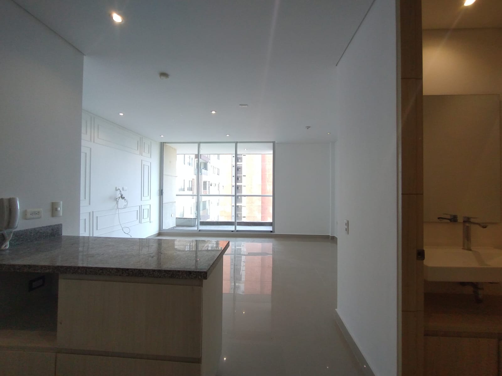 Apartamento de 3 alcobas en venta en El Country, Puerto Colombia, 121 m² · foto 3 de 19