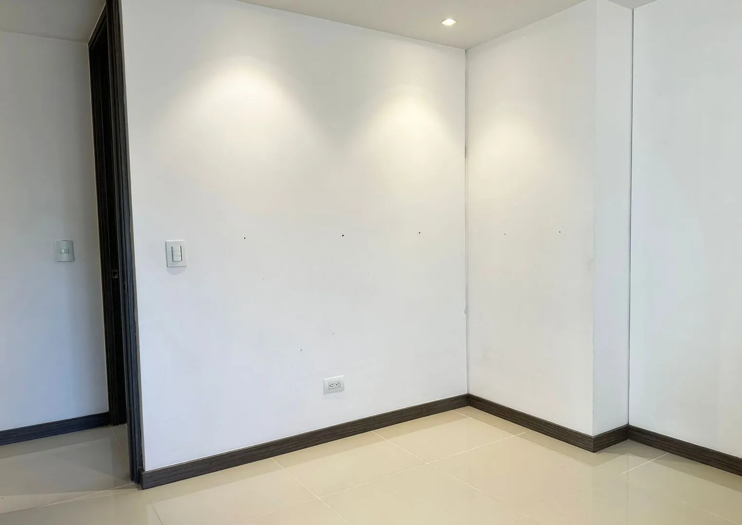 Apartamento de 3 alcobas en arriendo en El Poblado, Medellín, 121 m² · foto 13 de 18