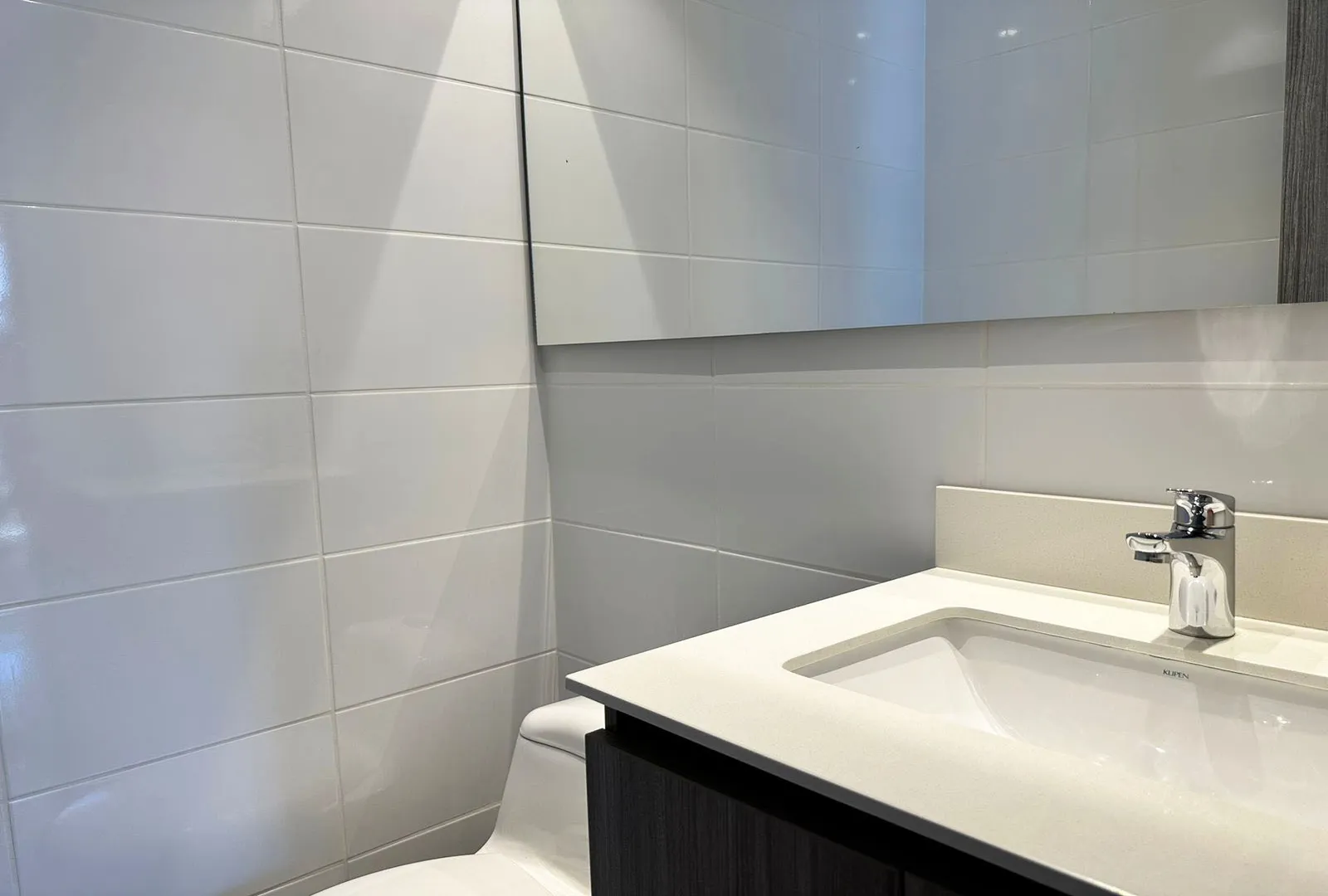 Apartamento de 3 alcobas en arriendo en El Poblado, Medellín, 121 m² · foto 16 de 18