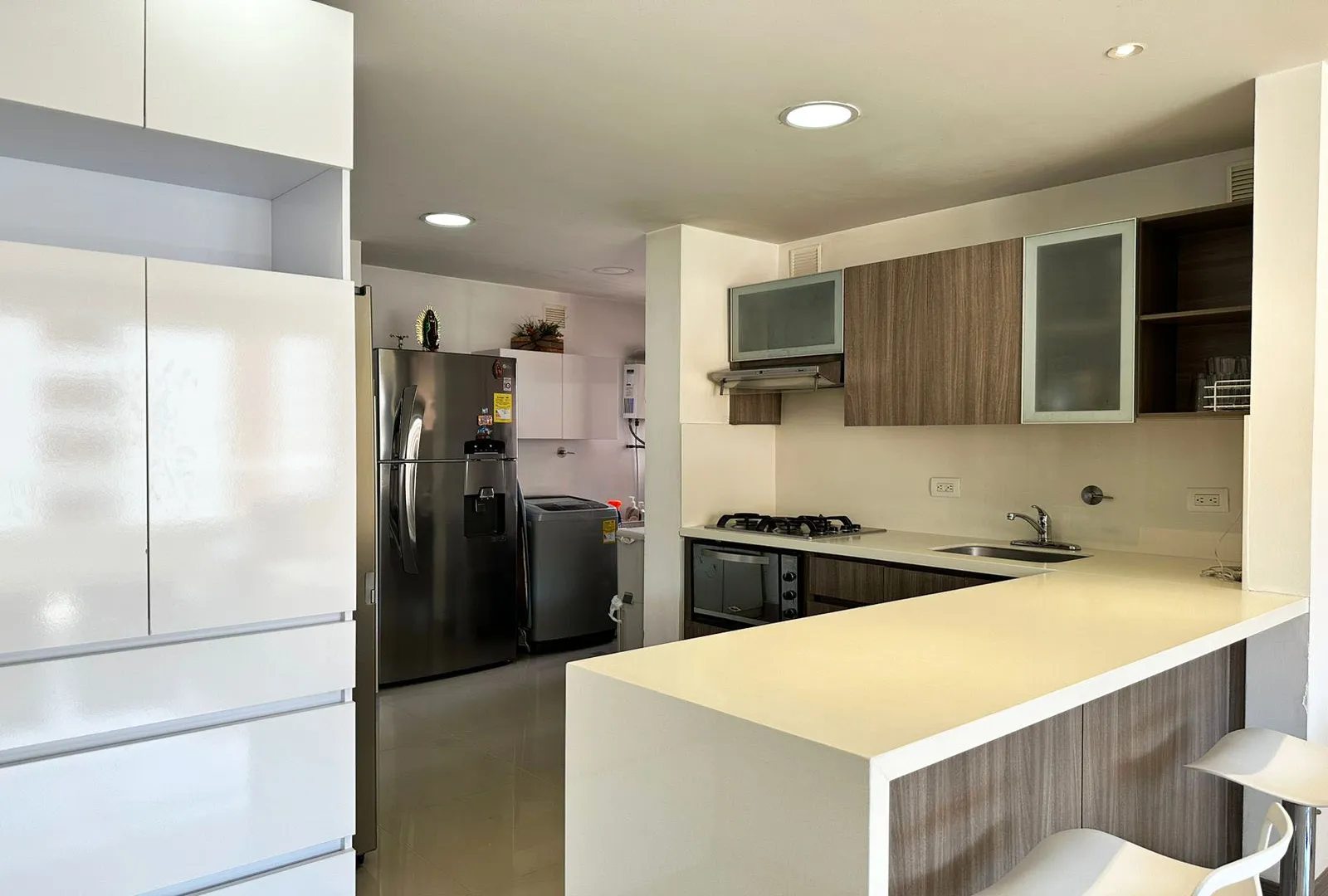 Apartamento de 3 alcobas en arriendo en El Poblado, Medellín, 121 m² · foto 7 de 18