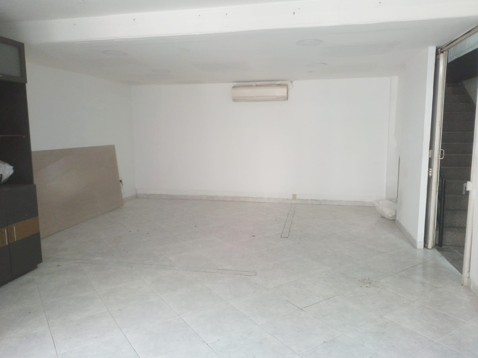 Bodega en arriendo en Cristo Rey, Medellín, 388 m² · foto 12 de 18