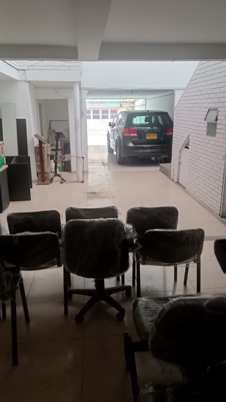 Casa de 4 alcobas en arriendo en La Camelia, Bogotá, 200 m² · foto 2 de 24