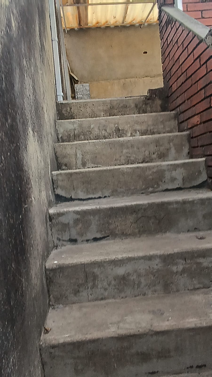 Casa de 4 alcobas en arriendo en La Camelia, Bogotá, 200 m² · foto 4 de 24