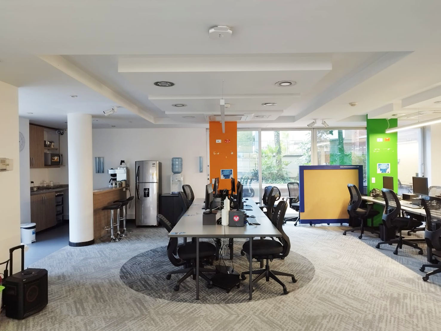 Oficina en arriendo en Los Balsos No.2, Medellín, 248 m² · foto 2 de 20