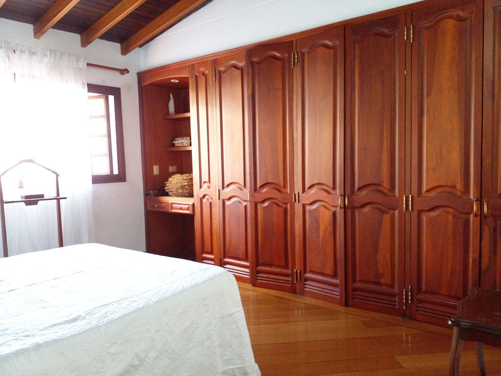 Casa de 5 alcobas en venta en El Diamante 2, Medellín, 760 m² · foto 12 de 20