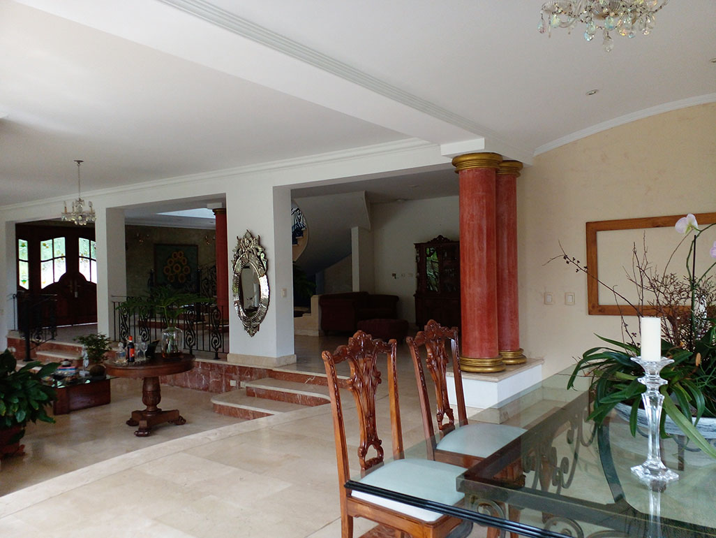 Casa de 5 alcobas en venta en El Diamante 2, Medellín, 760 m² · foto 4 de 20