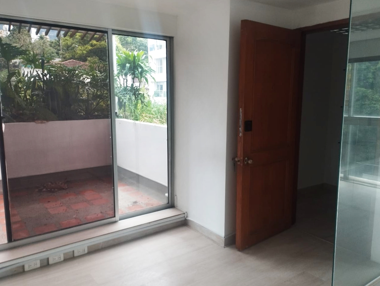 Oficina en arriendo en Santa Maria De Los Angeles, Medellín, 90 m² · foto 15 de 18