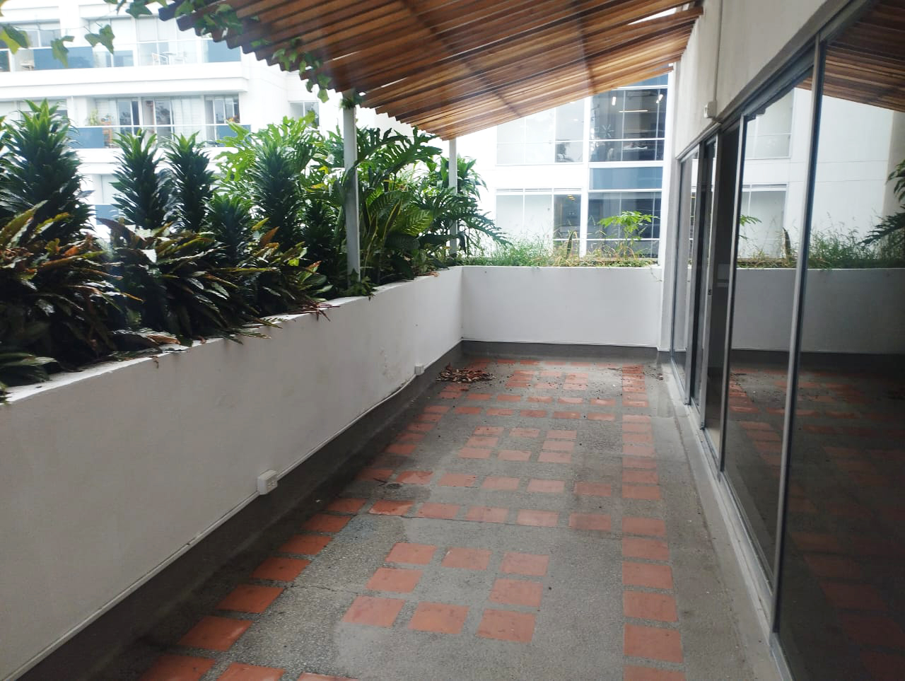 Oficina en arriendo en Santa Maria De Los Angeles, Medellín, 90 m² · foto 16 de 18