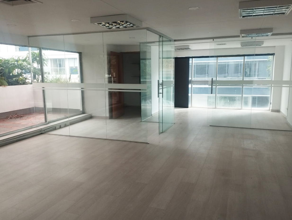 Oficina en arriendo en Santa Maria De Los Angeles, Medellín, 90 m² · foto 4 de 18