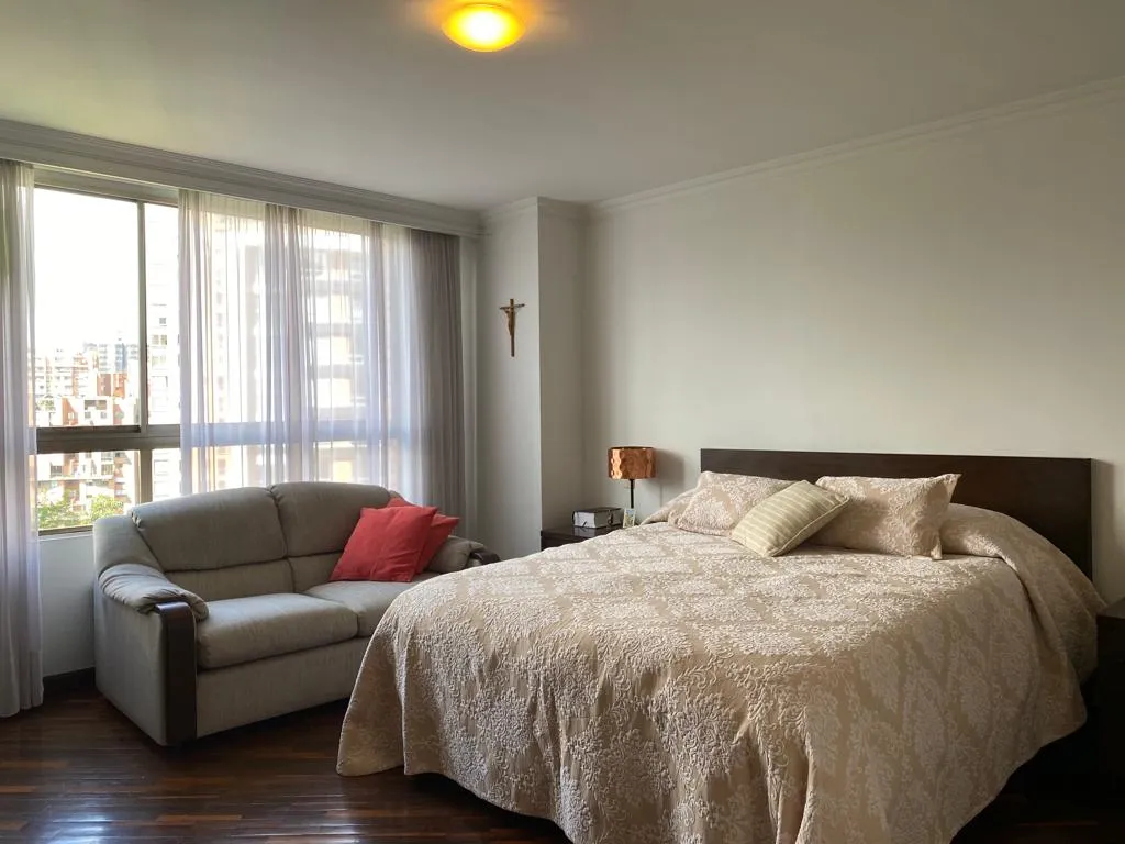 Apartamento de 3 alcobas en venta en Castropol, Medellín, 167 m² · foto 13 de 20