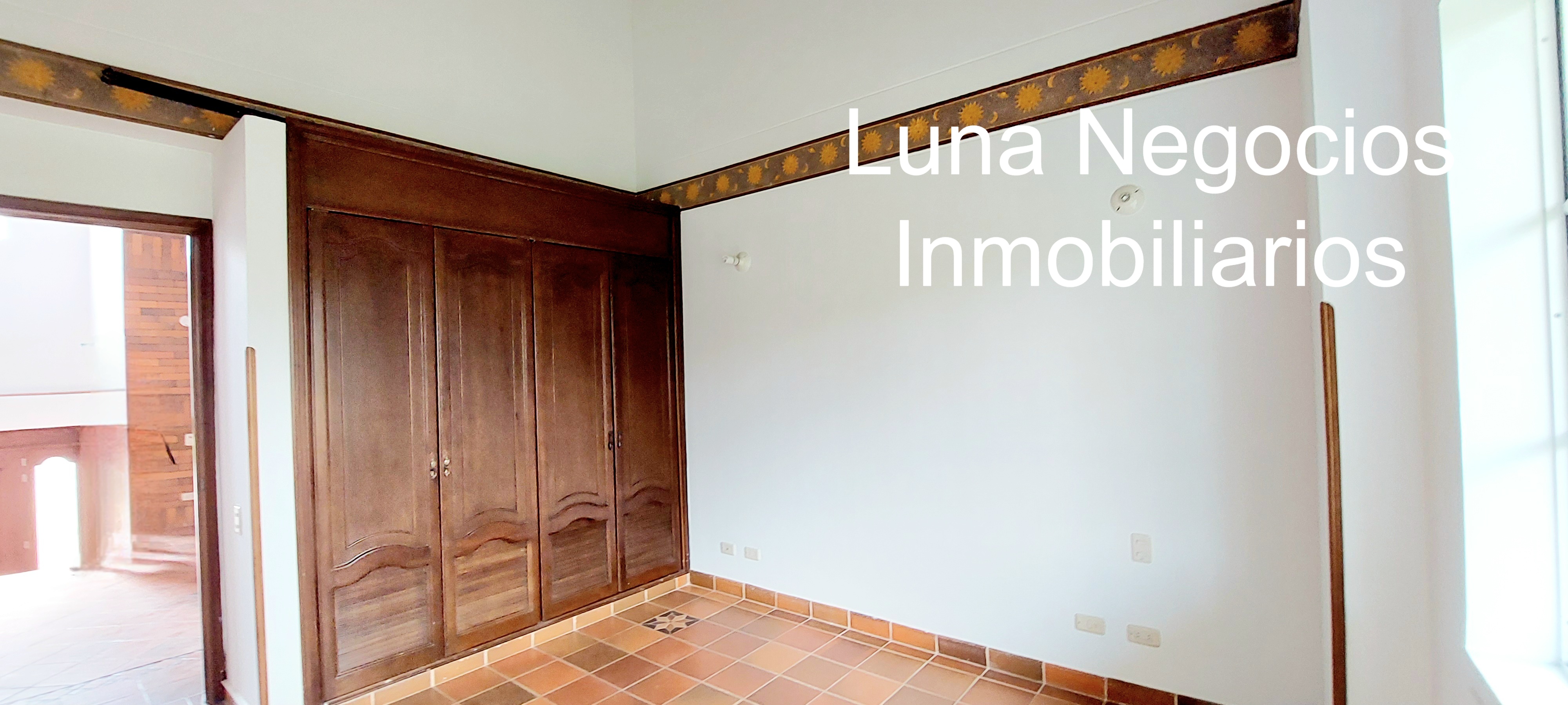 Casa de 6 alcobas en venta en Ruitoque Condominio, Piedecuesta, 450 m² · foto 11 de 24