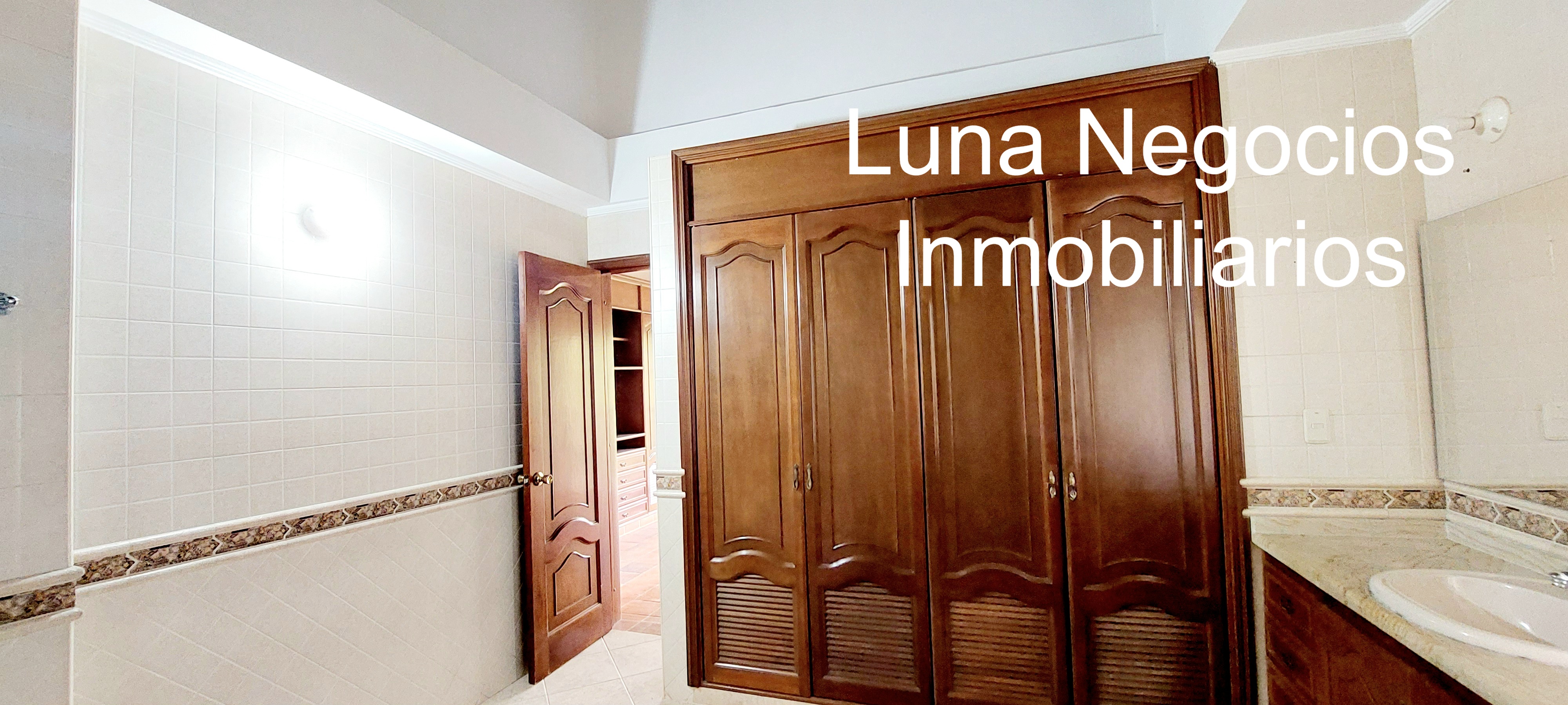 Casa de 6 alcobas en venta en Ruitoque Condominio, Piedecuesta, 450 m² · foto 13 de 24
