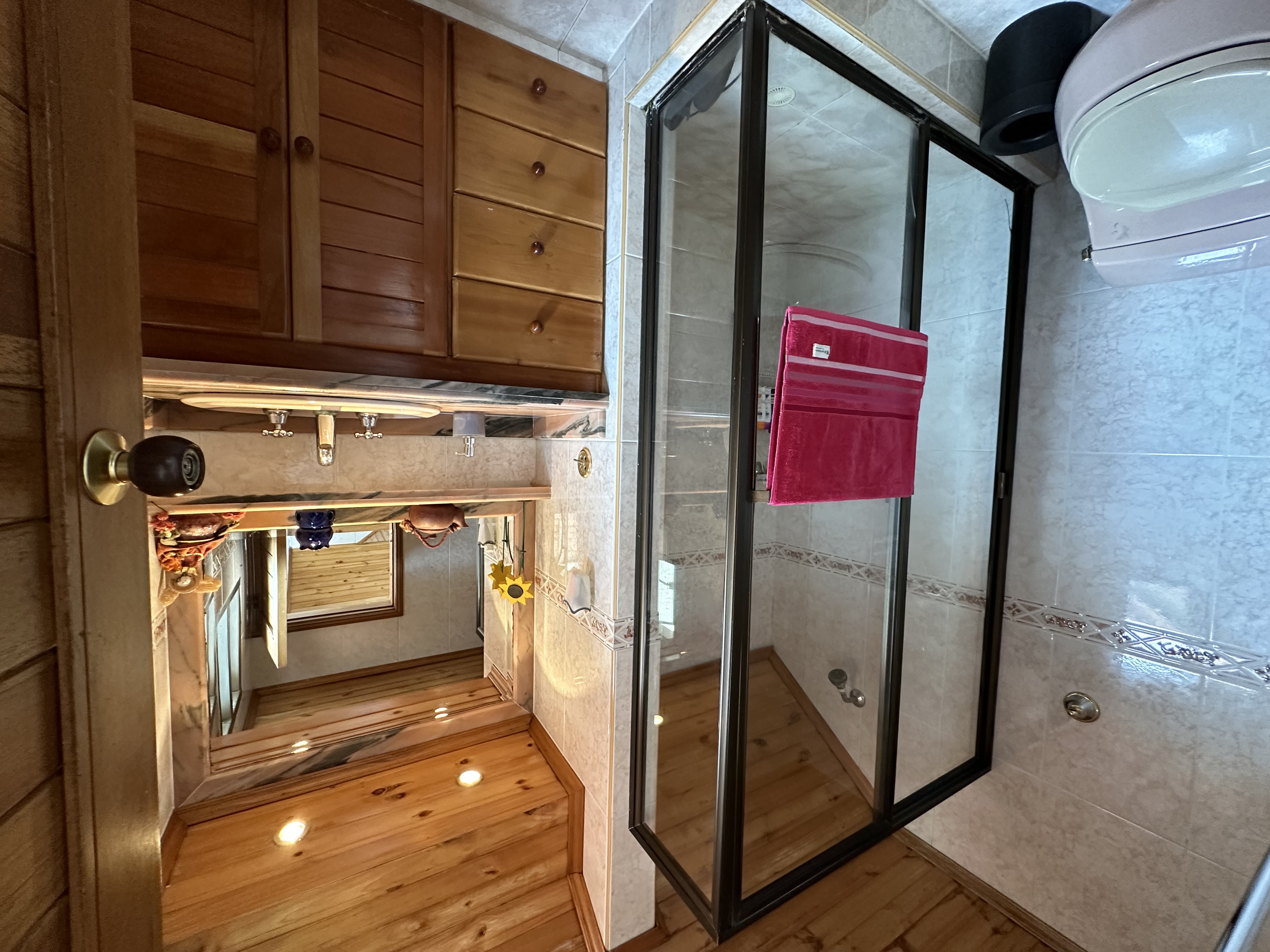 Casa de 4 alcobas en venta en San Jose De Bavaria, Bogotá, 220 m² · foto 18 de 24