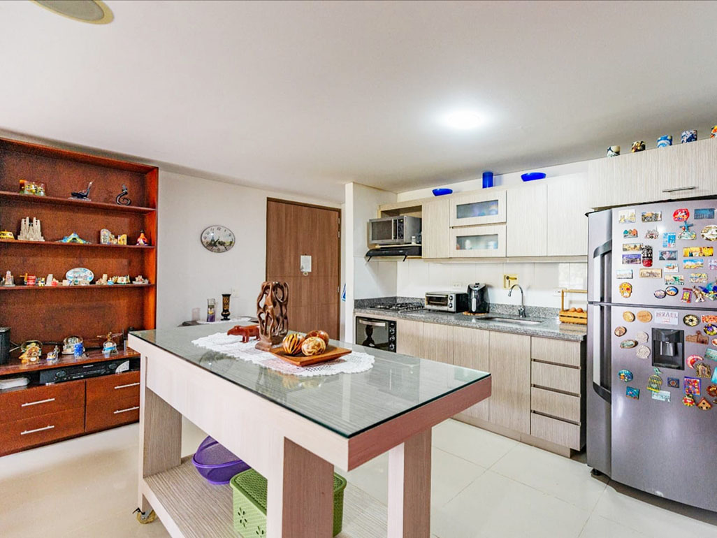 Apartamento en venta en La Inmaculada, Envigado · foto 4 de 11