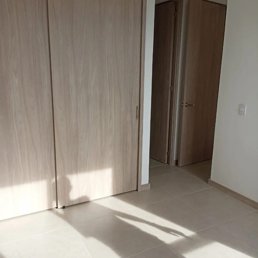 Apartamento de 3 alcobas en venta en Centro, Rionegro, 57 m² · foto 12 de 14