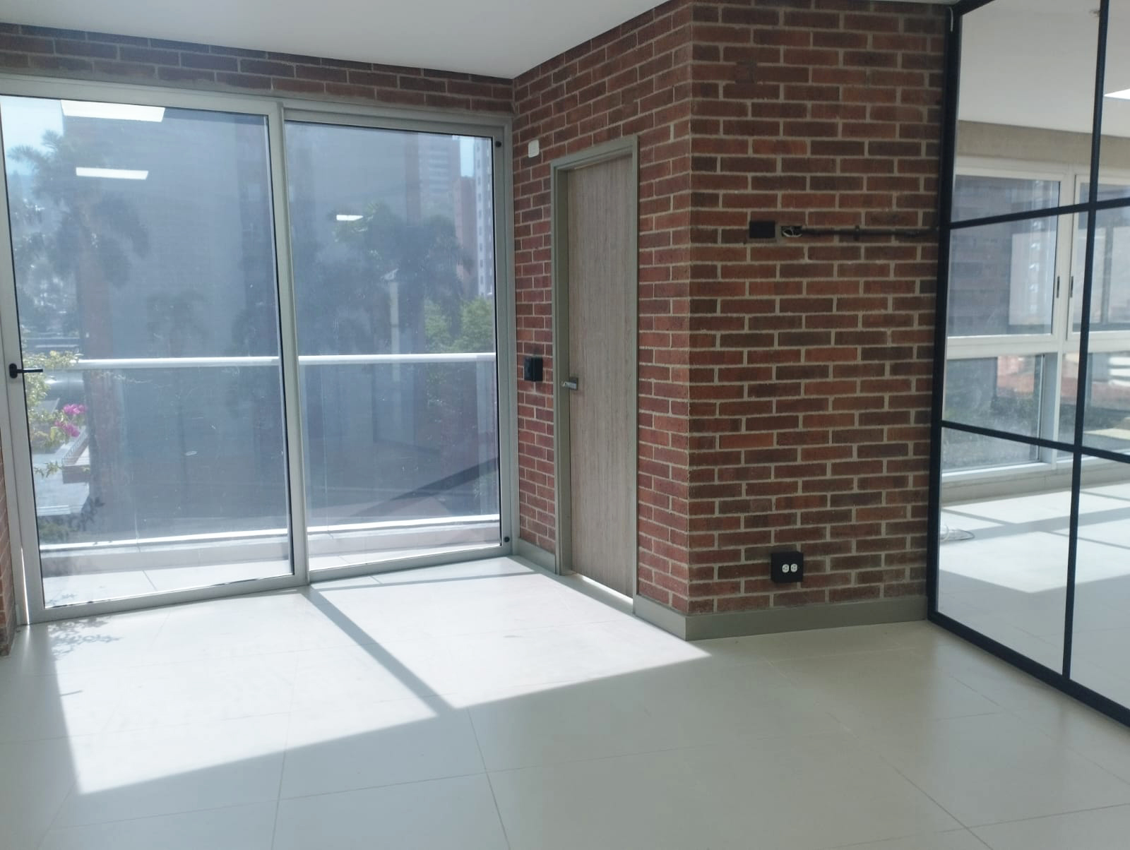 Oficina en arriendo en Castropol, Medellín, 139 m² · foto 13 de 20