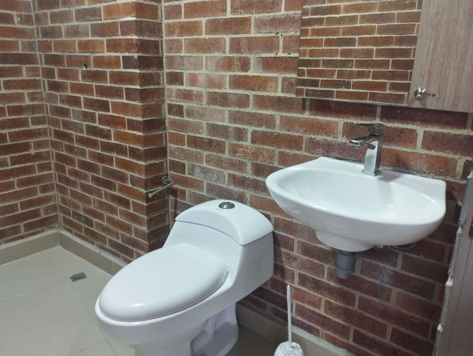 Oficina en arriendo en Castropol, Medellín, 139 m² · foto 19 de 20