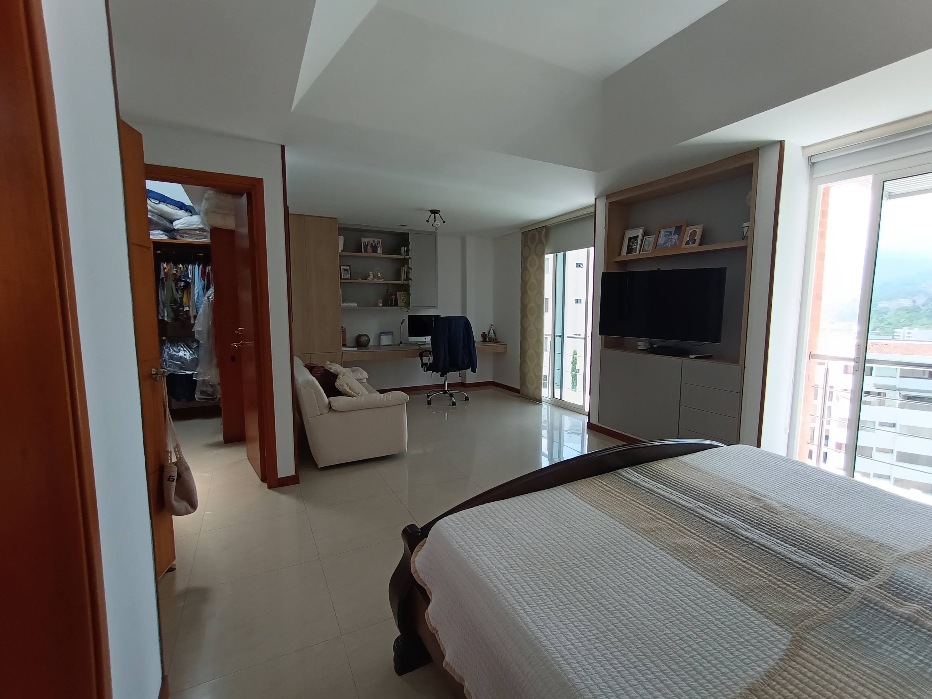 Casa de 4 alcobas en venta en Santa Teresita, Cali, 300 m² · foto 8 de 24
