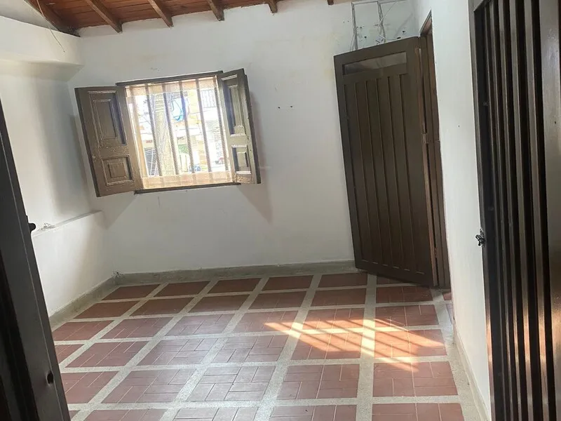 Bodega en arriendo en Gerona, Medellín, 90 m² · foto 5 de 5
