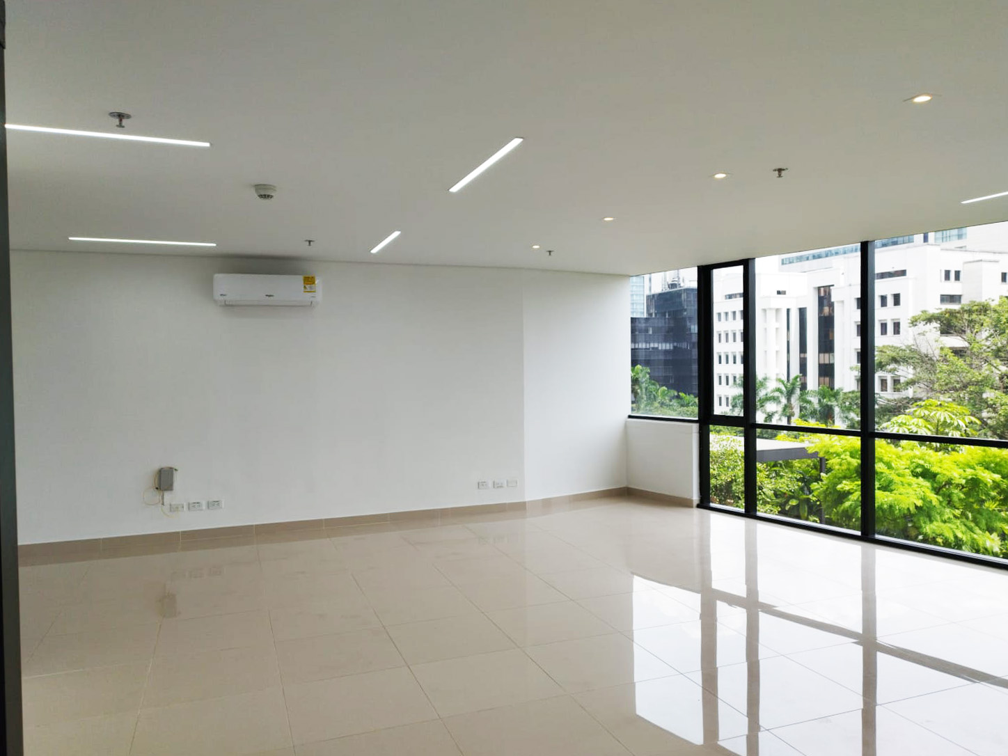 Oficina en venta en Patio Bonito, Medellín, 63 m² · foto 6 de 10