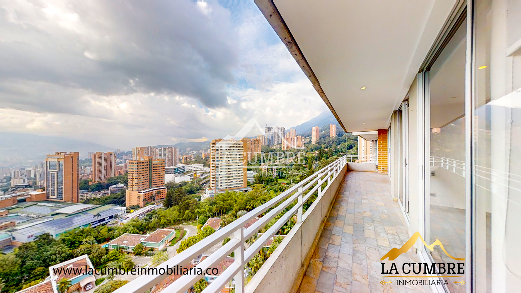 Apartamento de 2 alcobas en arriendo en El Tesoro, Medellín, 143 m² · foto 6 de 14
